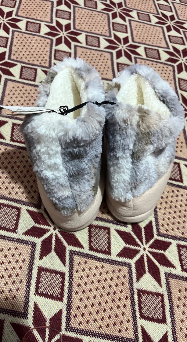 Kız Çocuk Bej Kürklü Sıcak Ev Terliği36-37 giyerLUMBERJACK - Görsel 3