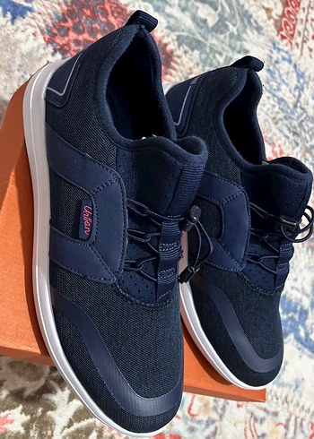 Salvatore Ferragamo 41