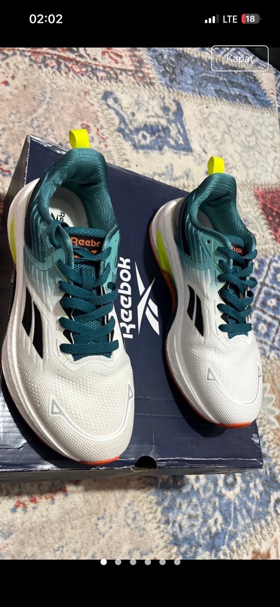 Reebok süper model ve renk rahat süper taban 41 numara  - Görsel 5