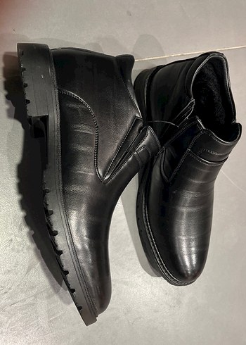 Fermuarlı Siyah Erkek içi yünlü DERİ BOT40-45 arası mevcut  - Görsel 4