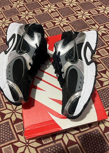 ORJİNAL SÜPER MODELNIKE41 numaraSÜPER FİYAT UYGUNNN - Görsel 8