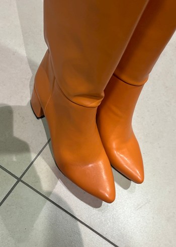 Bej Kadın İnce Topuklu Deri Diz Boyu Çizme - Görsel 2