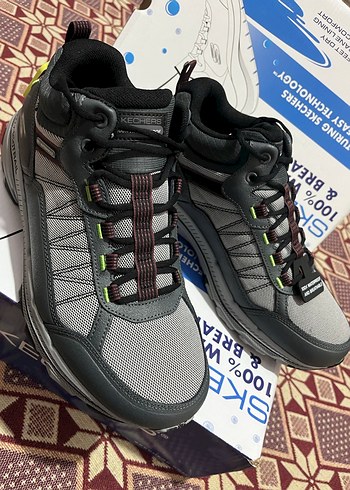 Skechers 43