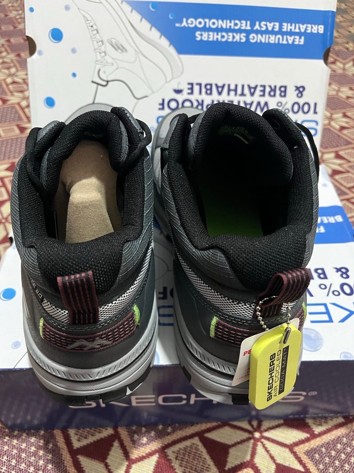 SKECHERS-WATERPROF-40-41-43.5   Mevcut SÜPER FİYAT ALAN KAZANIR - Görsel 4