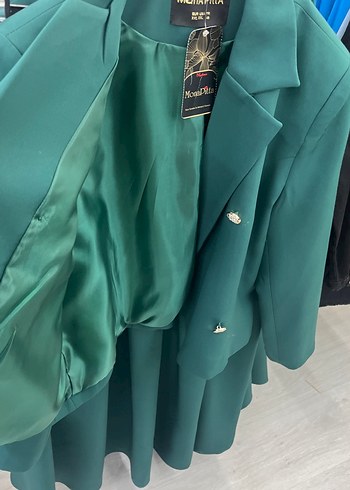 Kadın Yeşil Uzun Kesim Düğmeli ETEK VE CEKET SÜPER FİYAT - Görsel 3