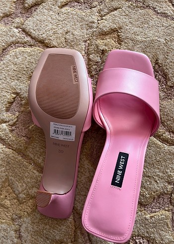Nine West Pembe Nine West Kadın Blok Topuk Terlik