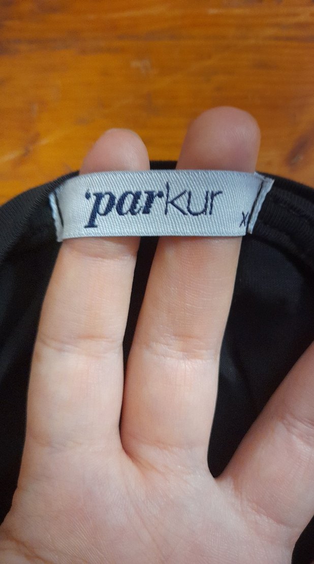 Siyah Kısa Kollu Keten Crop Top - Görsel 3