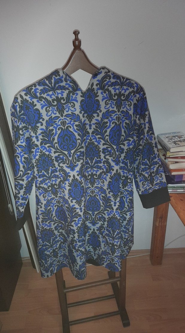 Desenli V Yaka Uzun  Tunik - Görsel 2