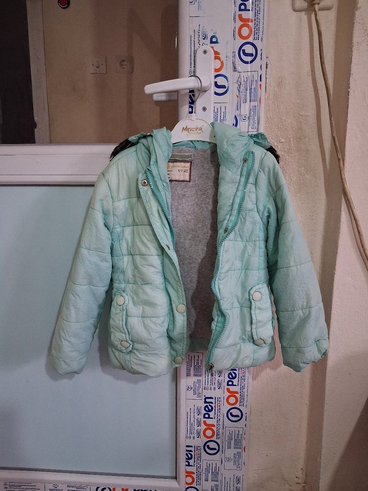 Düğmeli Turkuaz Kız Çocuk Mont - Görsel 3