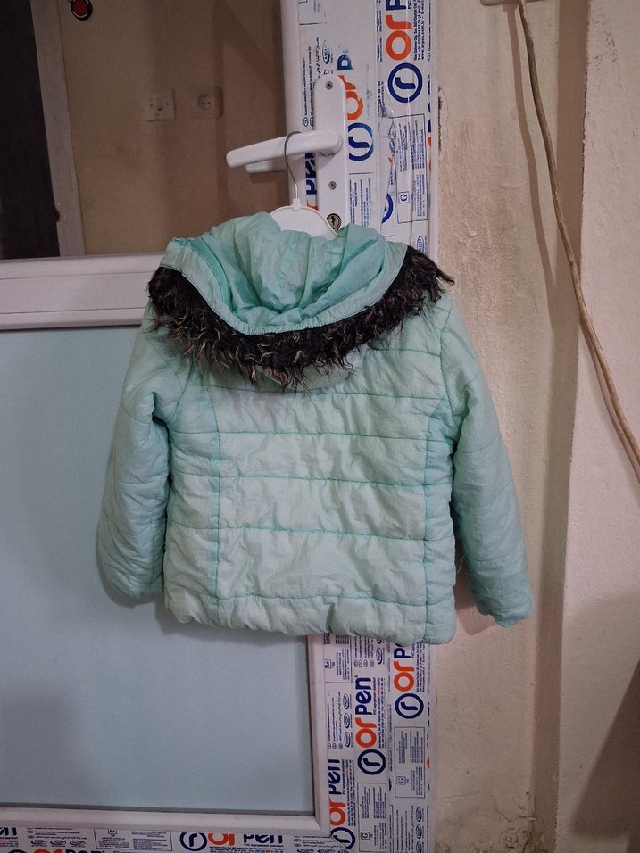 Düğmeli Turkuaz Kız Çocuk Mont - Görsel 2