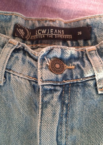 26 Beden Kadın Mavi Mini Denim Şort