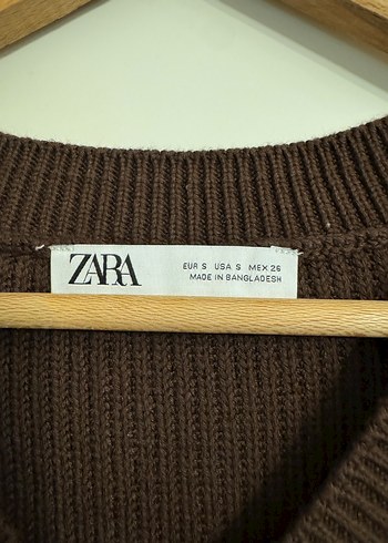 Kahverengi V Yakalı Örgü Süveter - Görsel 3