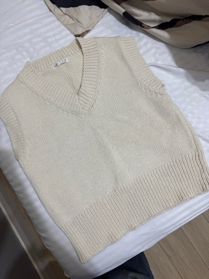 V Yaka Bej Örme Kadın Süveter - Görsel 5