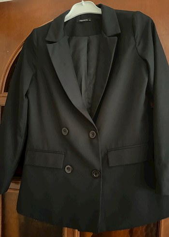 Trendyol & Milla Kadın Siyah Düğmeli Midi Blazer