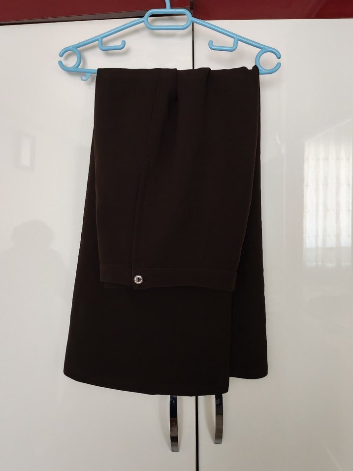 Düğmeli Koyu Kahverengi Üçlü Takım - Görsel 3