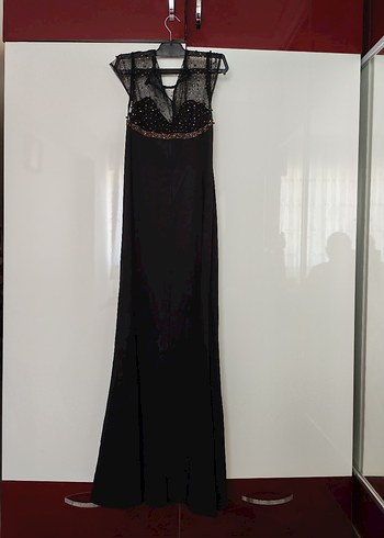 Siyah V Yakalı Uzun Gotik Abiye Elbise - Görsel 2