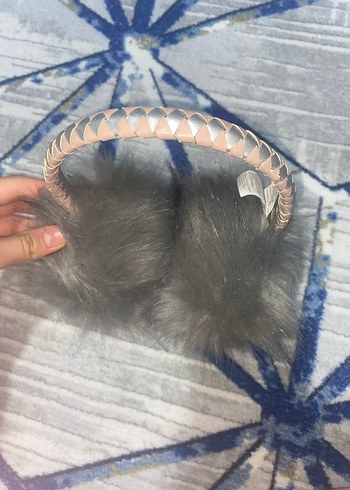 Penti Gri Tüylü Kadın Kulaklık