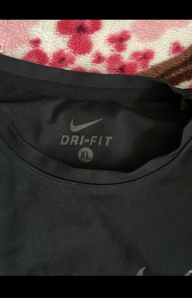 Kız Siyah Kısa Kollu Dar Kesim Tişört XL - Görsel 2