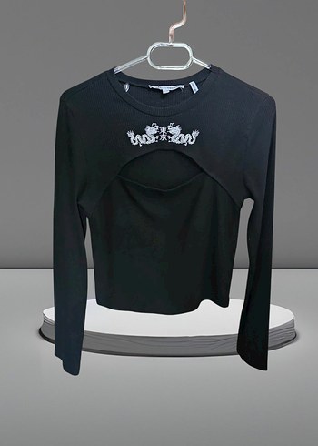 Siyah Mini Gotik Desenli Triko Bluz
