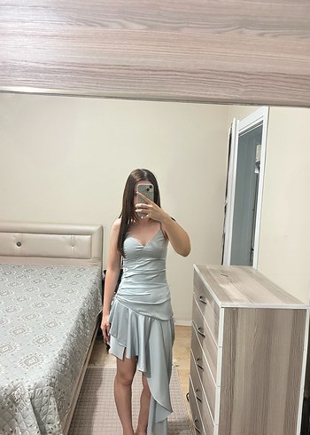Gri Drapeli Straplez Midi Abiye Elbise