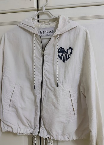 Bershka krem kapüşonlu ceket - Görsel 3