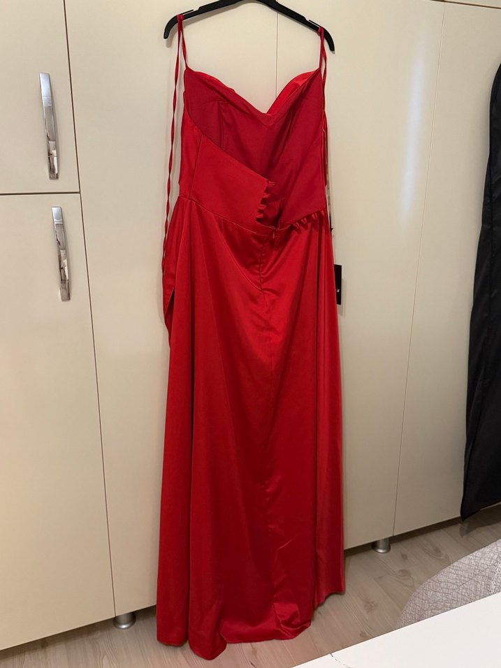 Kırmızı Drapeli Uzun Abiye Elbise - Görsel 3