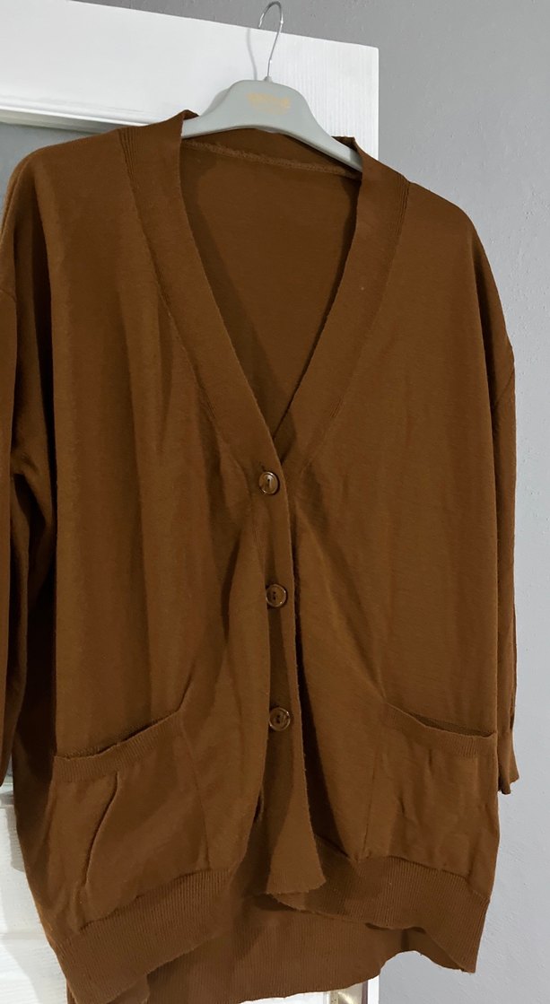 Düğmeli Kahverengi Midi Kadın Hırka - Görsel 2