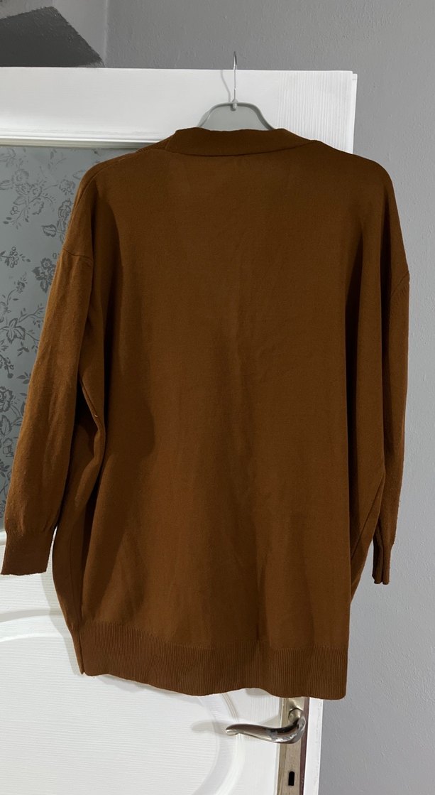 Düğmeli Kahverengi Midi Kadın Hırka - Görsel 3