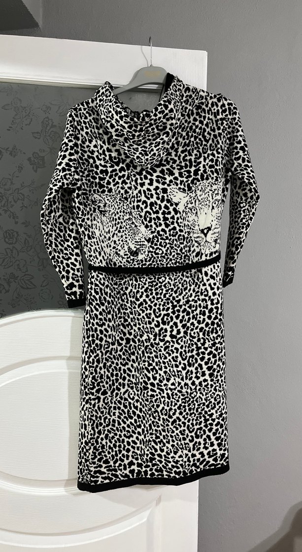 Kadın Uzun Leopar Desenli Bornoz - Görsel 3