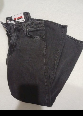 Kadın Siyah Denim Yırtmaçlı Regular Fit Pantolon - Görsel 3