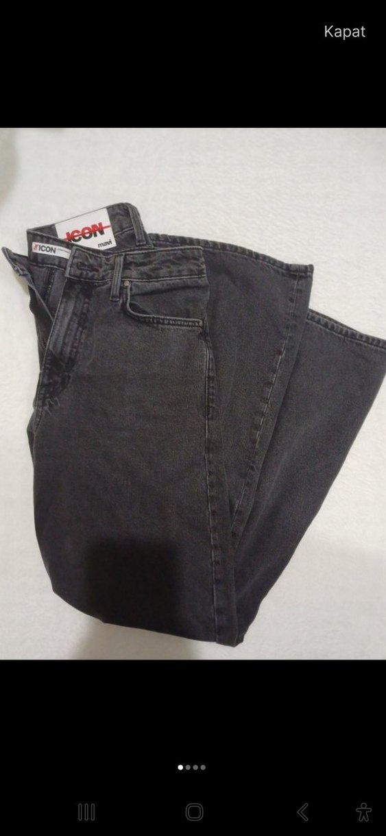 Kadın Siyah Denim Yırtmaçlı Regular Fit Pantolon - Görsel 3