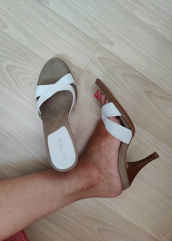 Diğer Beyaz Minimalist Stiletto Topuklu Terlik