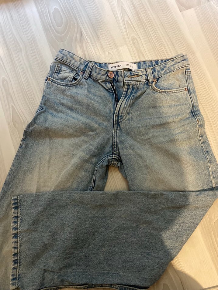 Bershka Açık Mavi Denim Jean — görsel 2/8