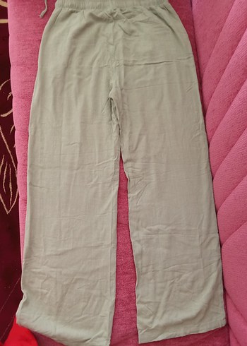 Stradivarius Rahat Kesim Pastel Yeşil Keten Kadın Pantolon
