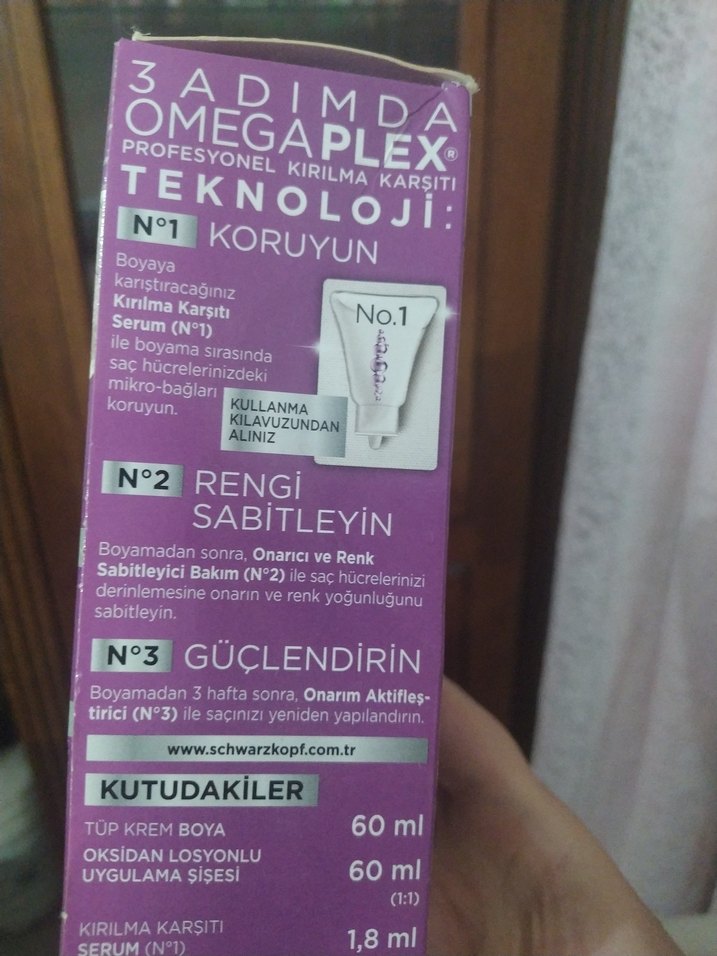 Colour Specialist Küllü Açık Kumral Saç Boyası 8.1 - Görsel 2