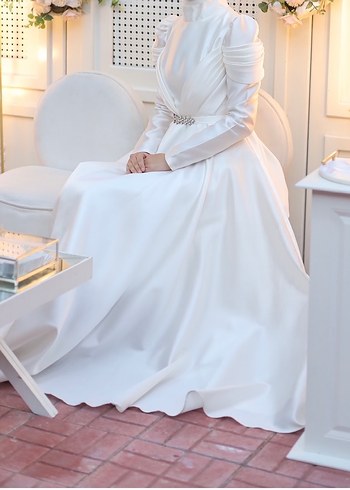 Uzun Kollu Beyaz A Kesim Düğün/Nişan Elbisesi - Görsel 4