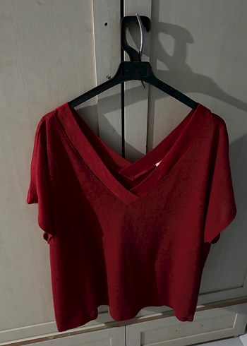 Kırmızı V Yakalı Kadın Bluz - Görsel 5