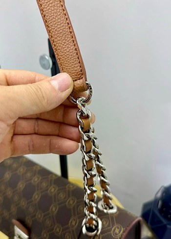 Beden kahverengi Renk Zincir Detaylı Modern Klasik Kahverengi Deri Çanta