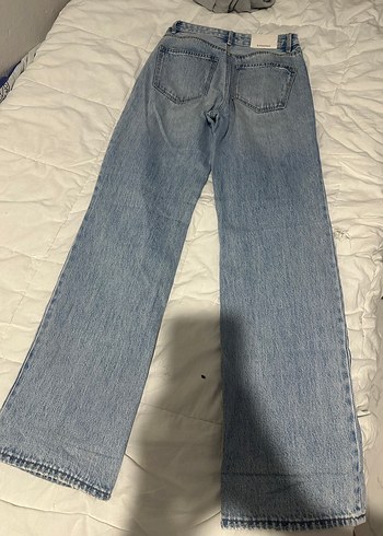 Stradivarius Gri Renk Yırtık Detaylı Salaş Midi Kot Pantolon