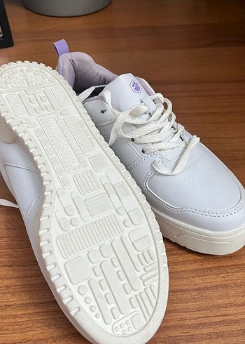 Beyaz Bağcıklı  Spor Ayakkabı 38 numara - Görsel 2