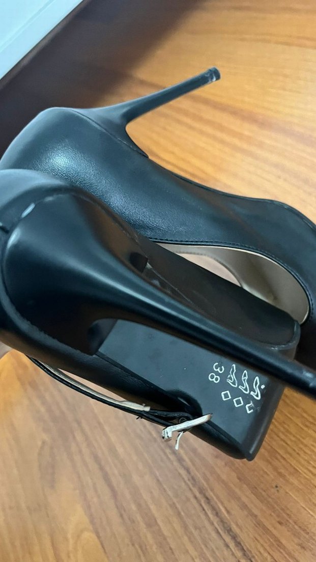 38 numara deri siyah stiletto - Görsel 2