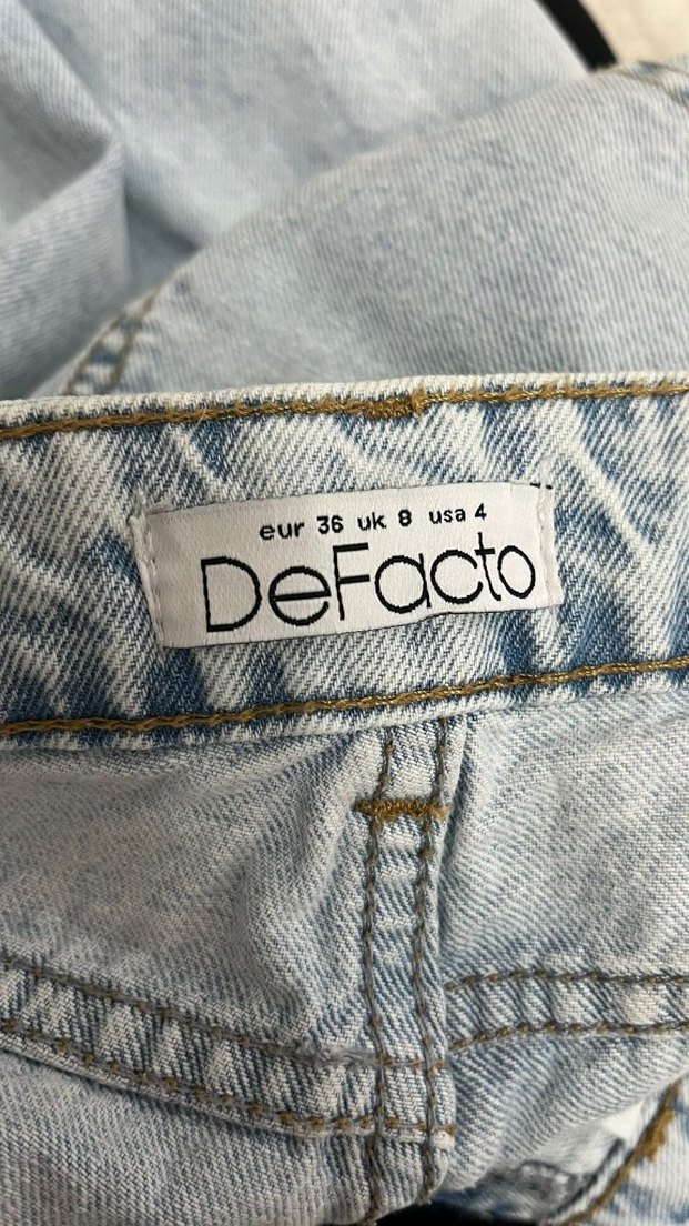 Kadın Beyaz Bol Kesim Midi Denim Jean - Görsel 3