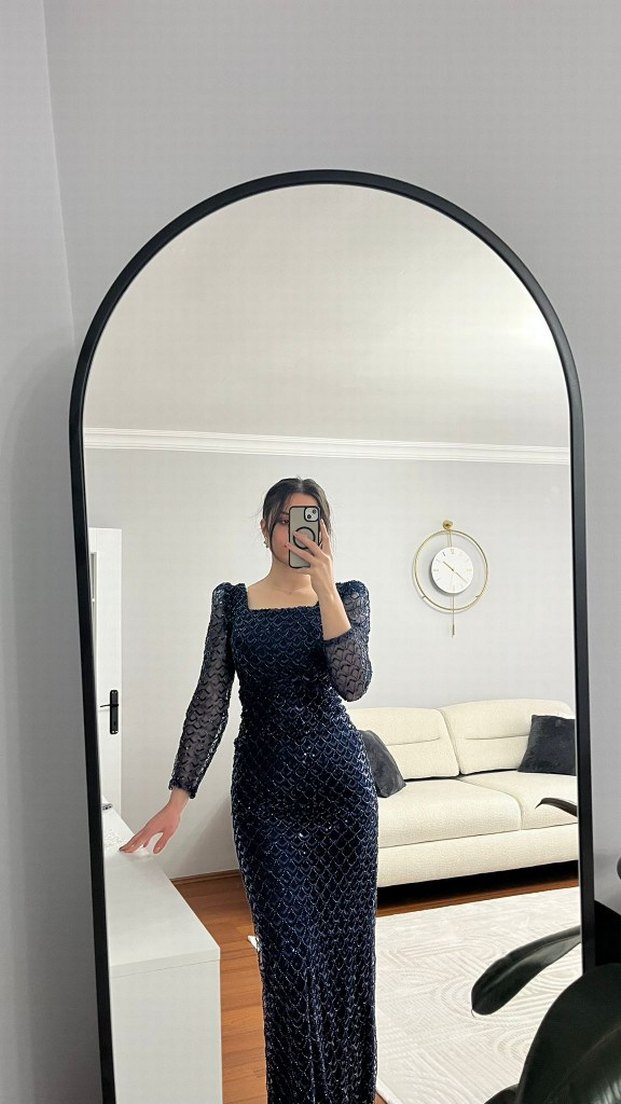 Lacivert Parlak Puantiyeli Uzun abiye - Görsel 2