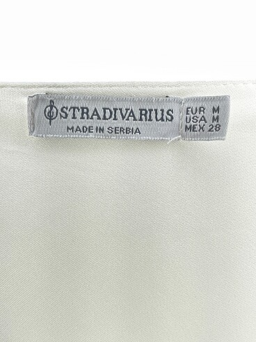 m Beden beyaz Renk Stradivarius Bluz %70 İndirimli.