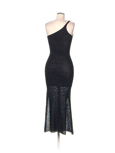 xs Beden Stradivarius Uzun Elbise %70 İndirimli.