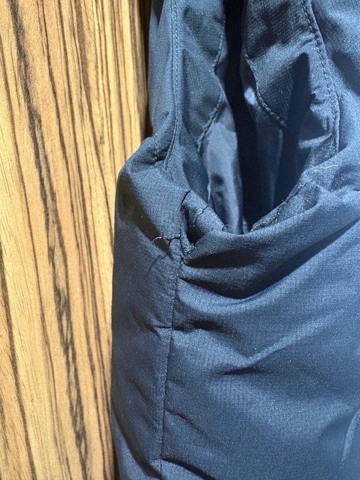 Gri Kapüşonlu Erkek Şişme Yelek - Görsel 3