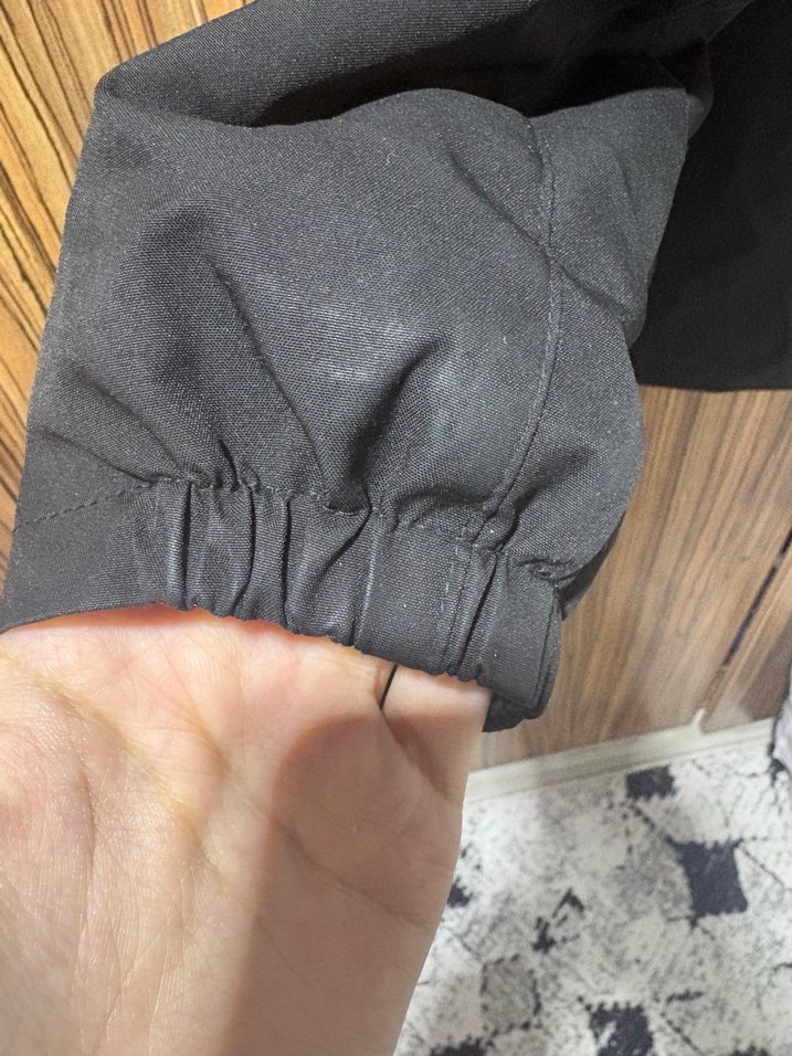 Erkek Siyah Kapüşonlu Kayak Montu - Görsel 5