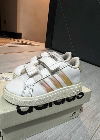 Kız Çocuk Adidas Spor Ayakkabı - Görsel 4