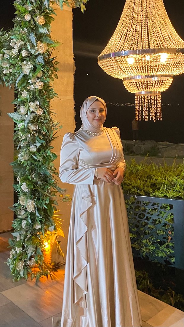 Krem Abiye Elbise (Kiralık) - Görsel 2