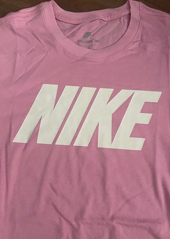 l Beden Nike Pembe Kız Çocuk Kısa Kollu Tişört